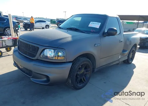 2002 Ford F-150 Lightning z USA, uszkodzony, nr VIN 2FTZF07332CA32183